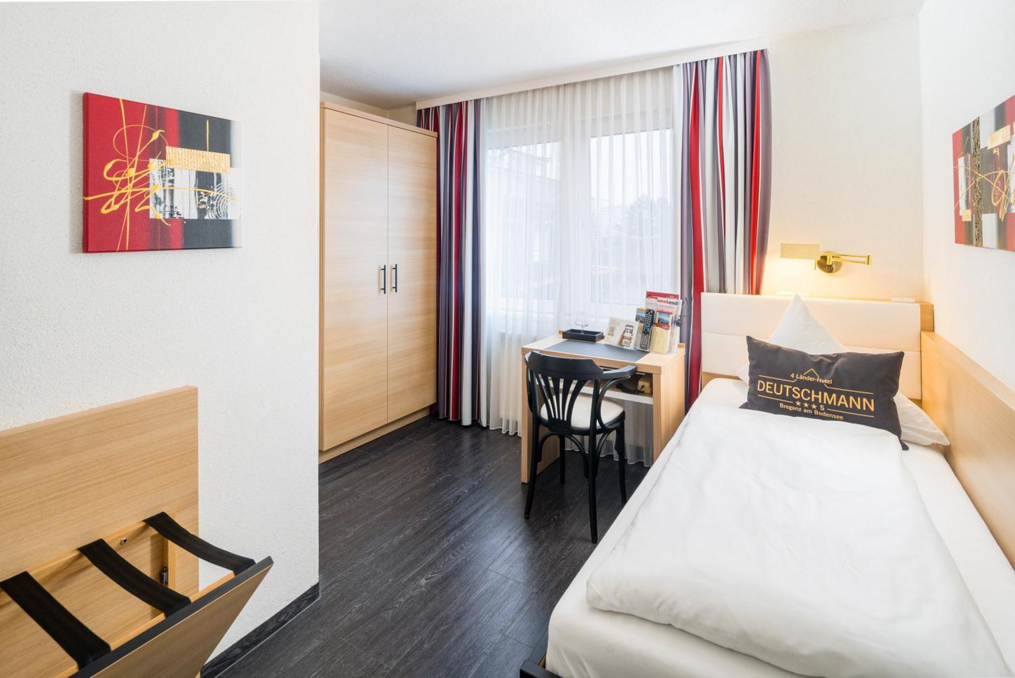 4-Laender-Hotel Deutschmann Bregenz Bagian luar foto