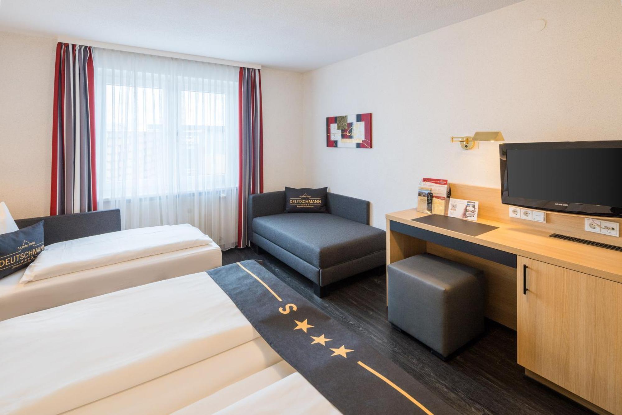 4-Laender-Hotel Deutschmann Bregenz Bagian luar foto